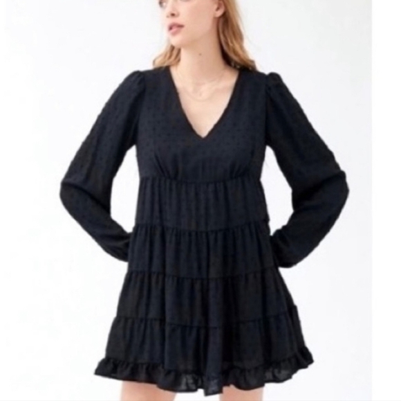 Urban Outfitters Womens Textured Long Sleeve Black Tiered Mini Dress Size XL - Picture 1 of 8